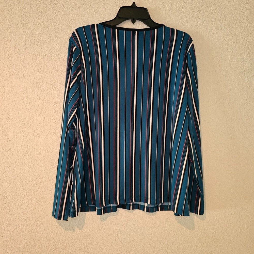 NWT LIZ CLAIBORNE Petite XL Blouse Shirt Top Multi Color Stripe Stretchy V-Neck - Picture 3 of 4